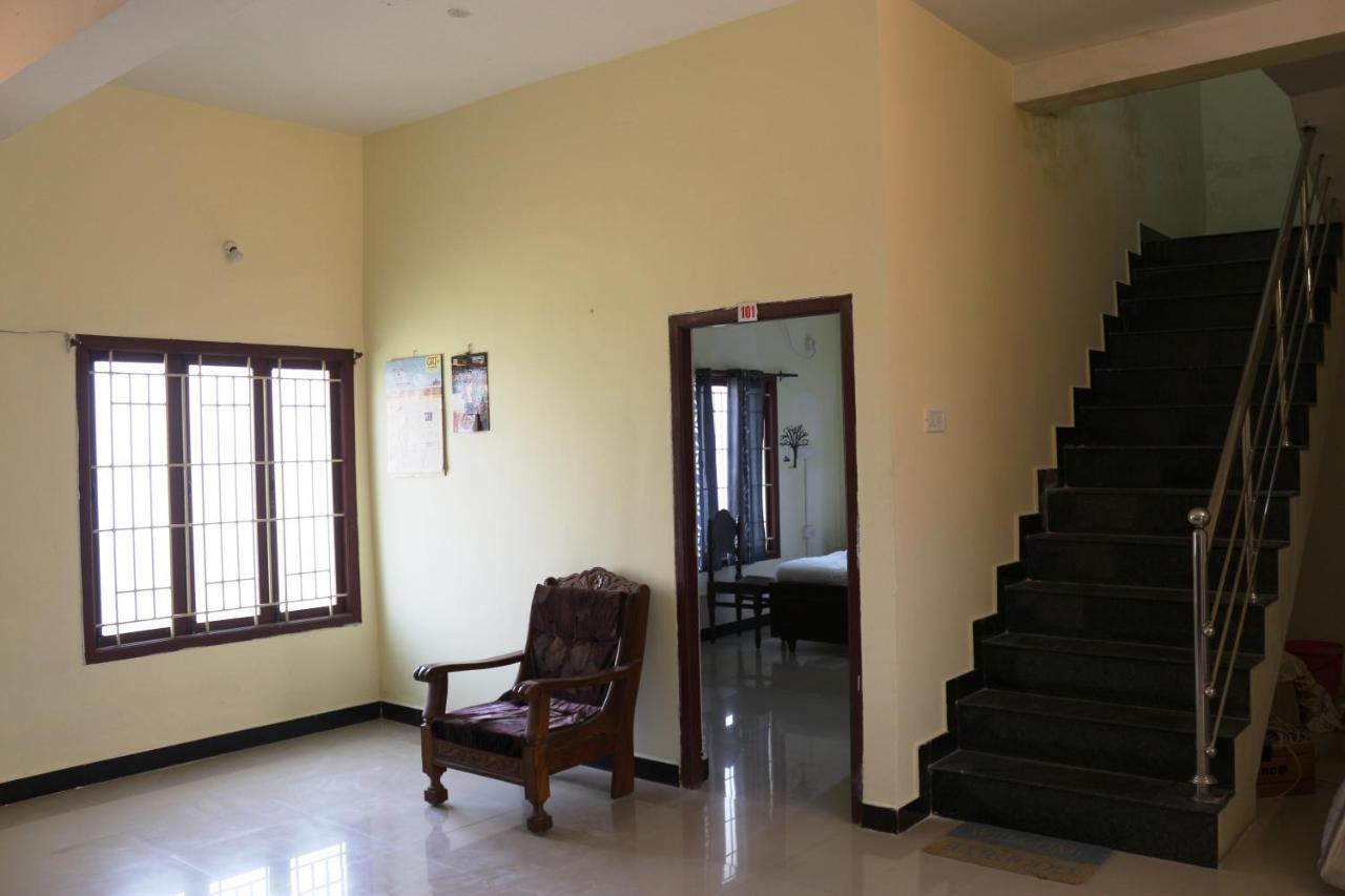 Shree Sairenu Near Maruthamalai And Bharathiyar Univ And On The Way To Near Isha Adiyogi Hotel Marudhamalai ภายนอก รูปภาพ